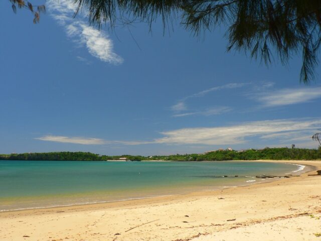 ここは行きたい！西表島のおすすめ観光＆遊びスポット一覧ニラカナイ付近の静かな西表島のビーチ