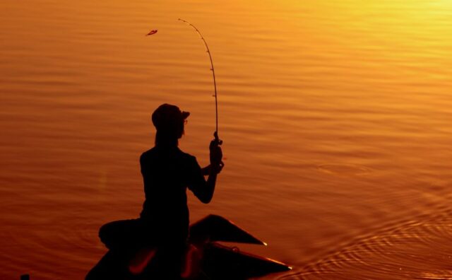 【世界遺産西表島】夕日を見ながら釣りも満喫！西表島サンセットフィッシングツアー(No.115)