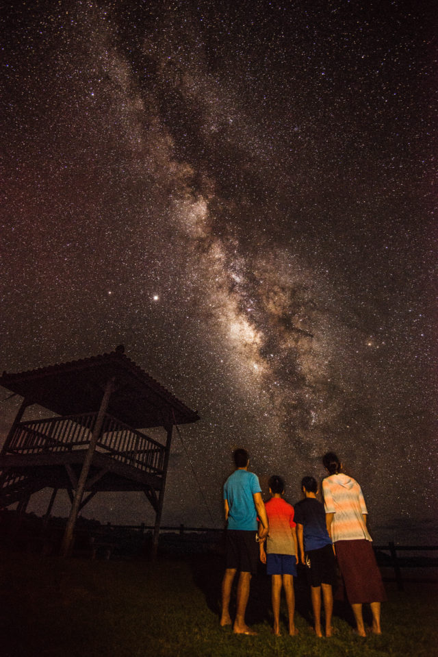 星空と展望台