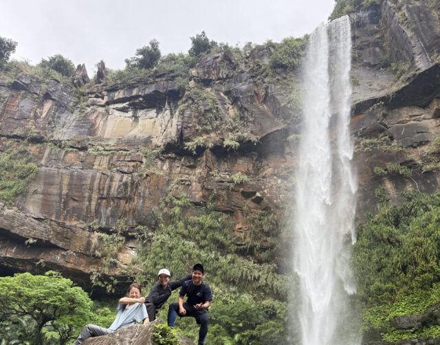 ピナイサーラの滝　トレッキング