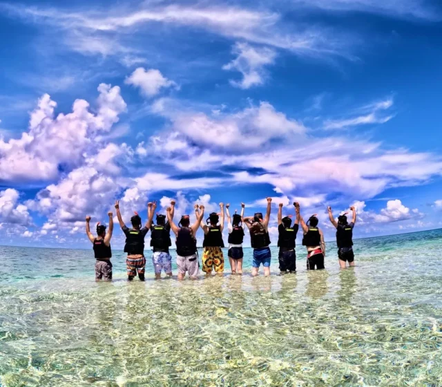 バラス島、シュノーケリング、ウミガメ、チャーター