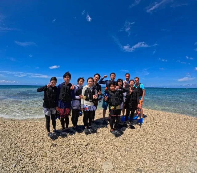 バラス島、シュノーケリング、ウミガメ、チャーター