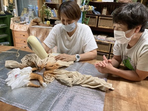 マングローブ海染め体験