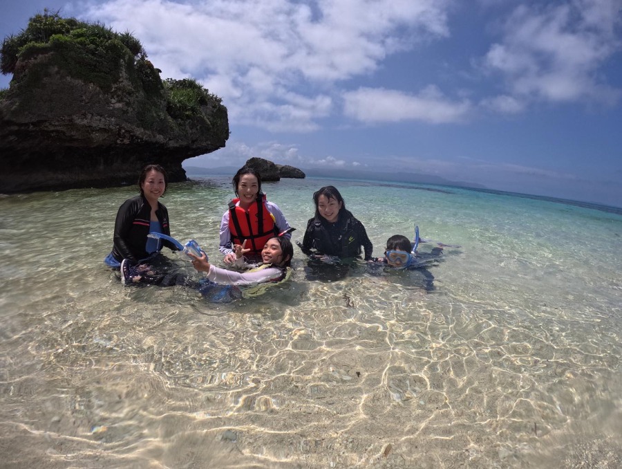 【西表島大原港発着/1日】パナリ島（新城島）出身のガイドがご案内☆人魚伝説残る『パナリ島』散策＆シュノーケリングツアー★昼食付き（No.111）