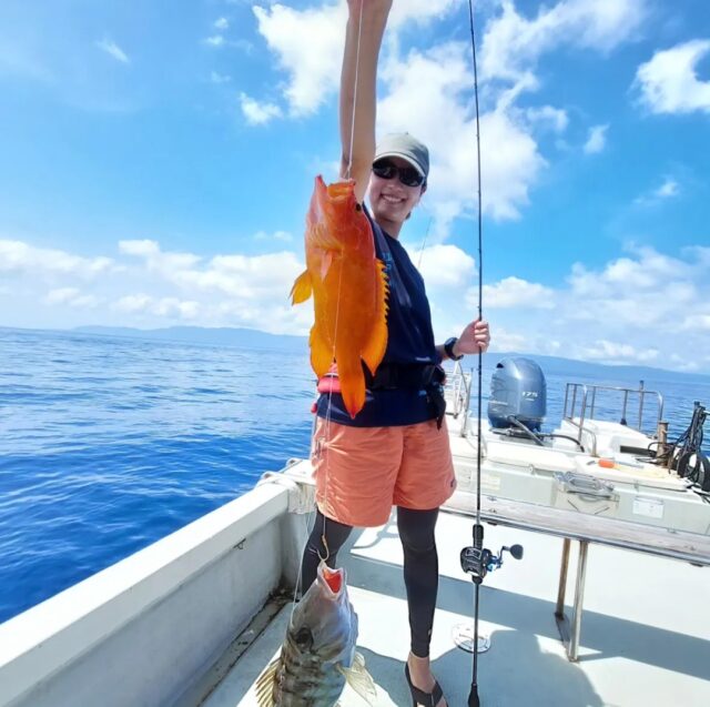 【西表島/約4時間】釣り経験者も大興奮！大物を狙う釣り体験コース＜居酒屋で調理可能＞釣った魚をそのまま夕食に☆送迎付き