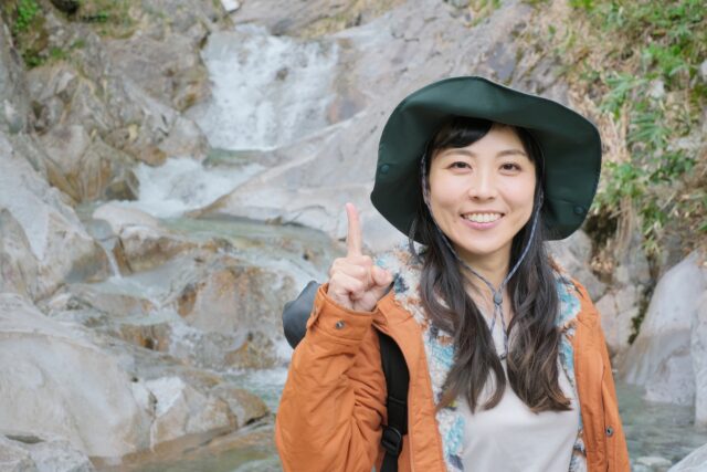 トレッキング　女性